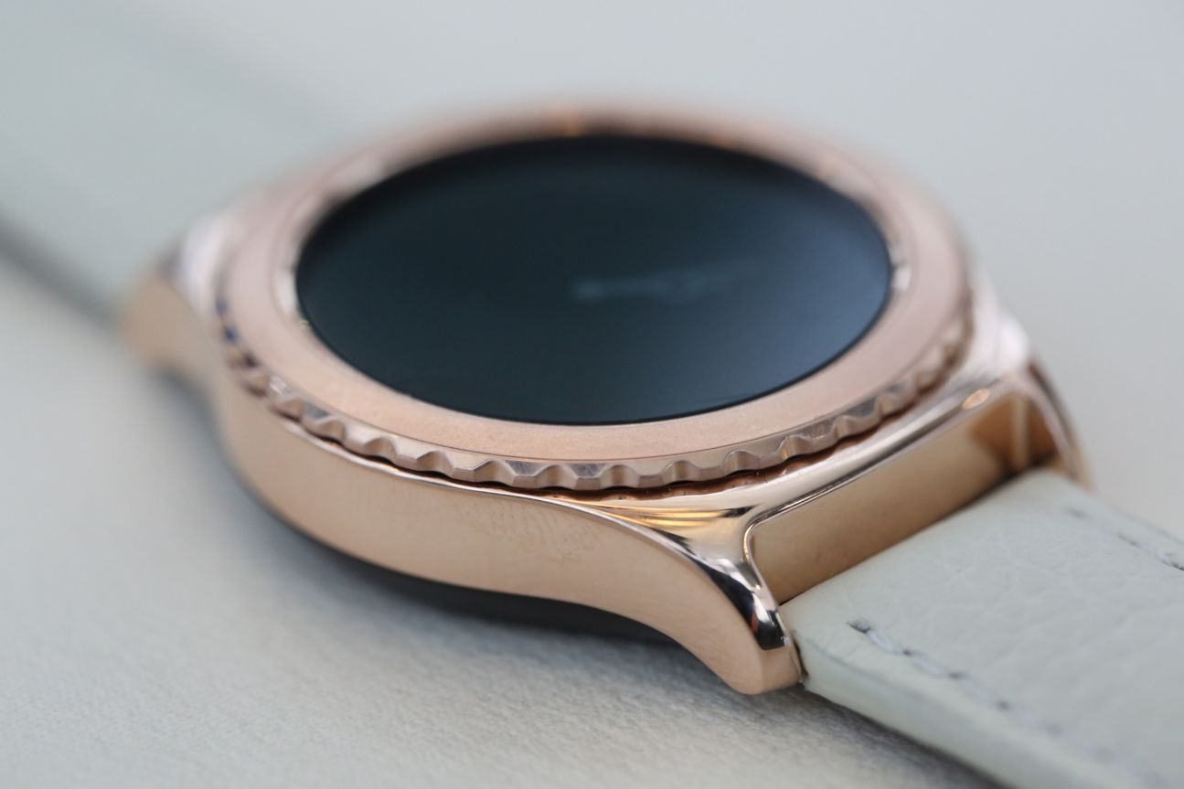 Samsung Gear S2 rose gold