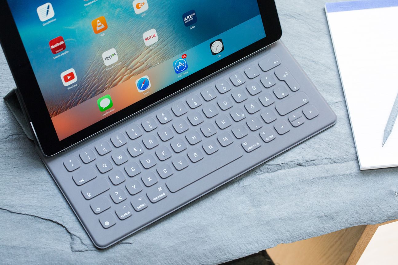 Apple Smart Keyboard