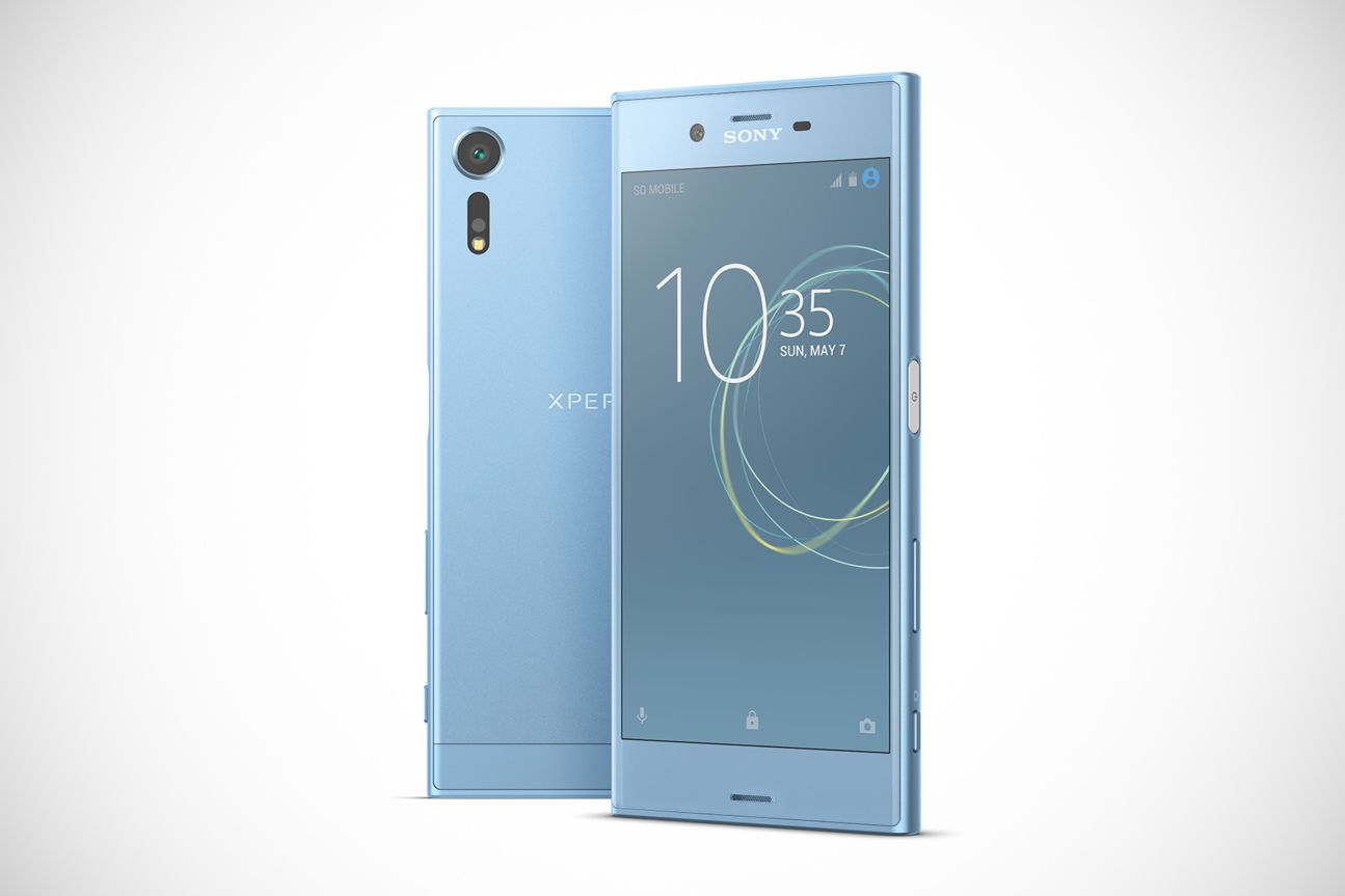 Xperia XZs