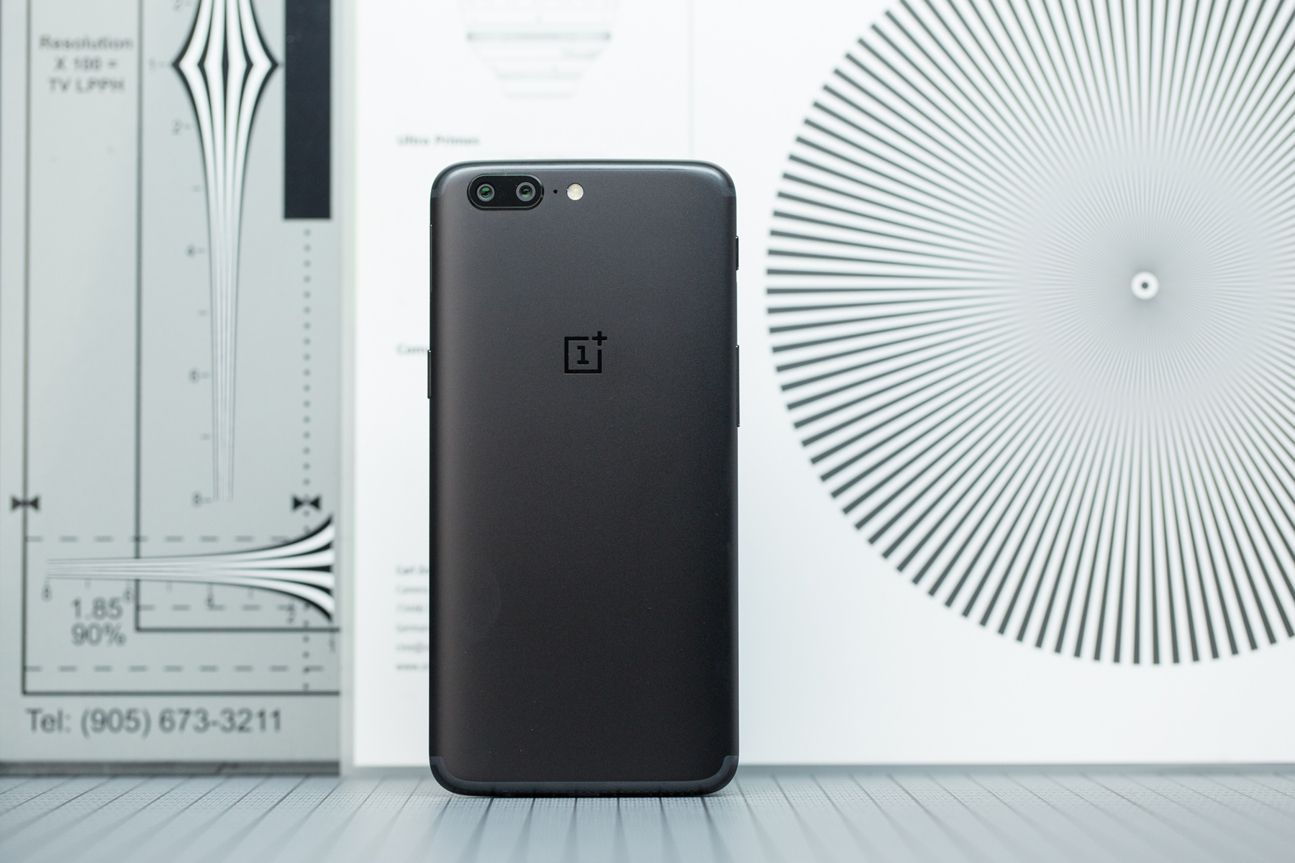 OnePlus 5: Aluminium mit schwarzem Finish