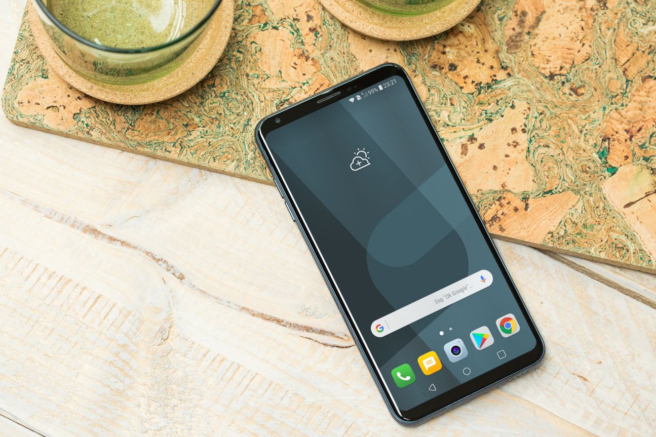 LG V30