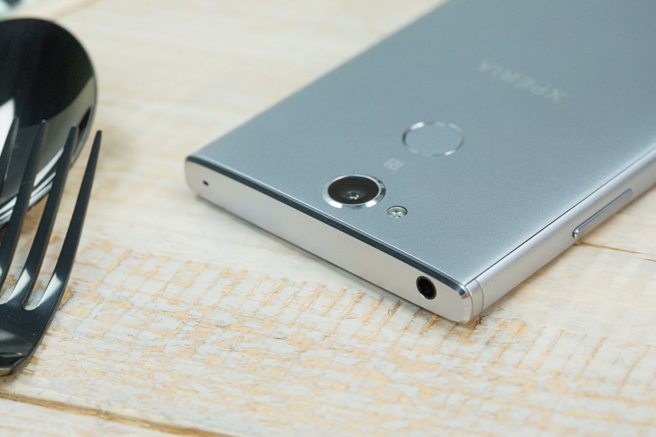 Sony Xperia XA2