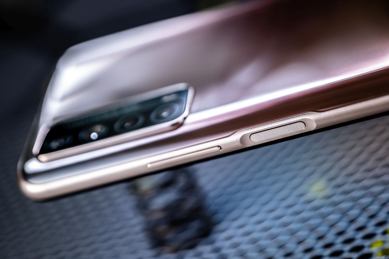 Huawei P Smart 2021 Lautstärkeregler und Power Button