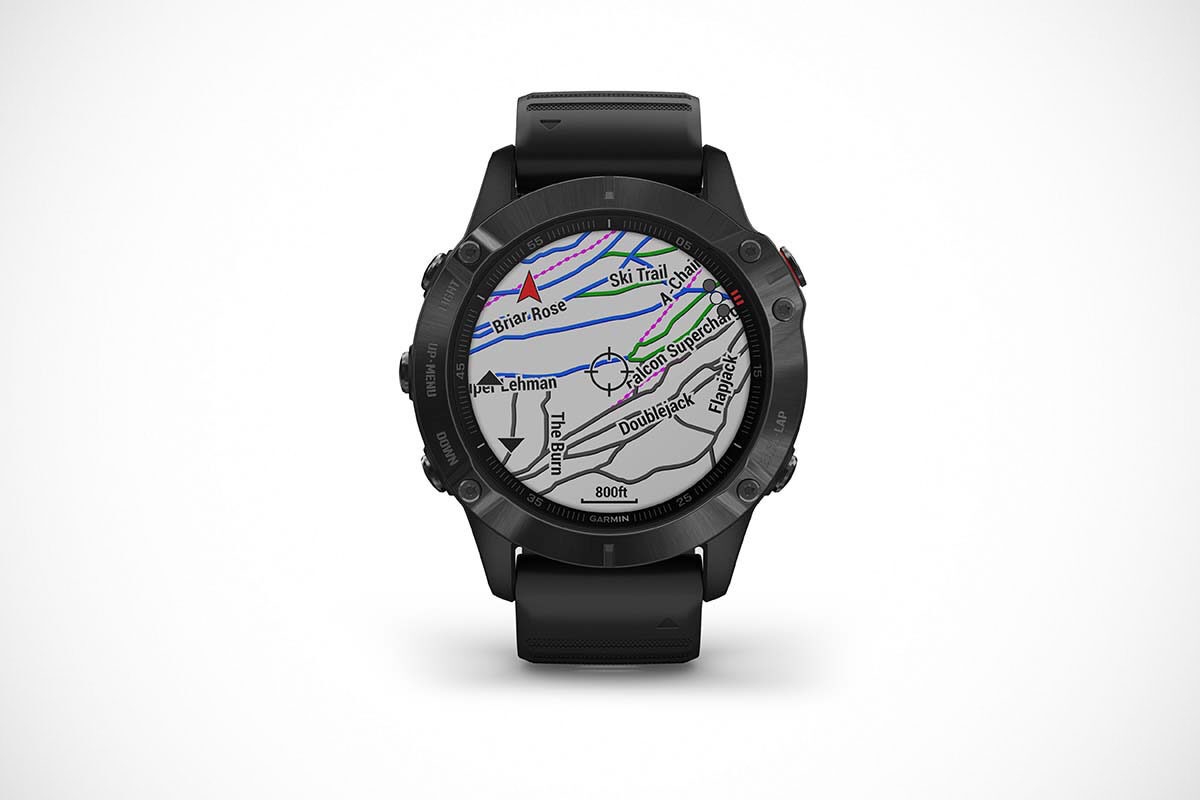 Garmin Fenix 6 Pro vor grauer Hintergrund